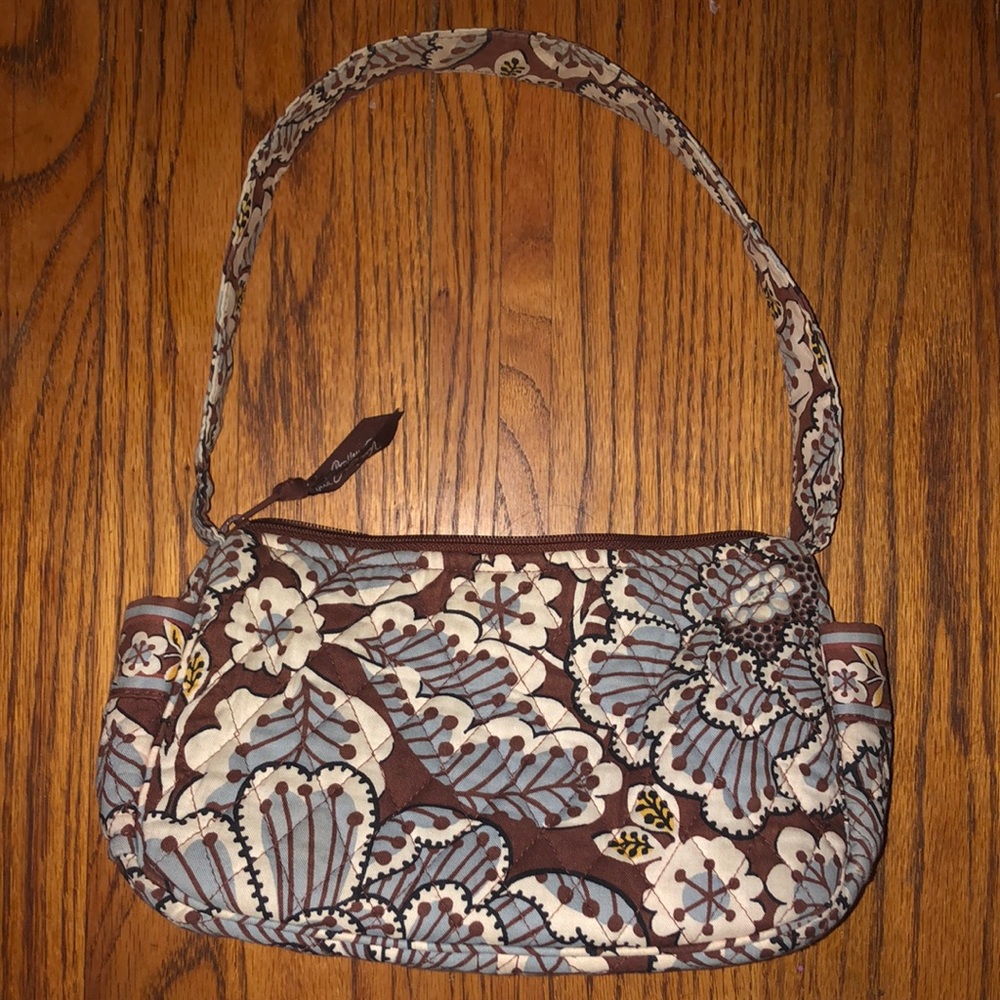 But 2 get 1 🆓 Vera Bradley Handbag Retro Floral